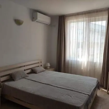 Apartmán тристаен апартамент- Sveti Vlas
